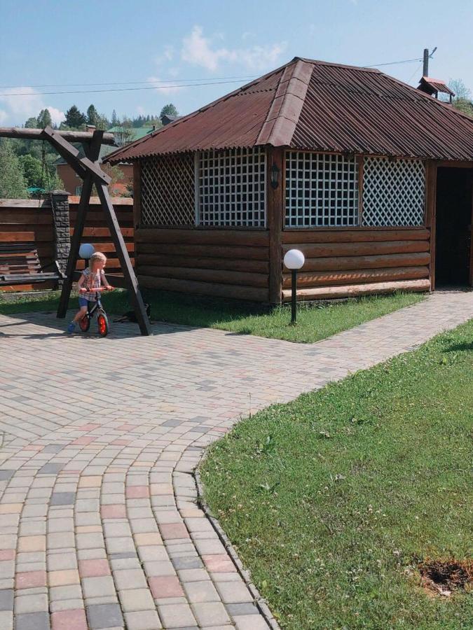 Karpatskyi Maetok Hotel Slavske Eksteriør billede
